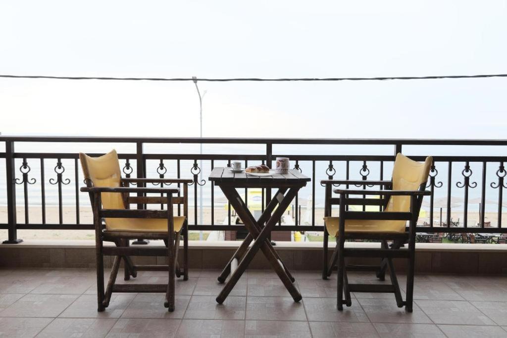 Villa Le Chocolate Vrasna Bagian luar foto