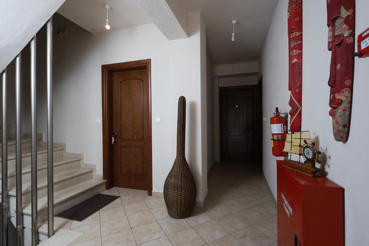 Villa Le Chocolate Vrasna Bagian luar foto